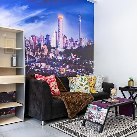 Stunning Maboneng Precinct Studio Apartment At 12 Decades Building Johannesburg Zewnętrze zdjęcie