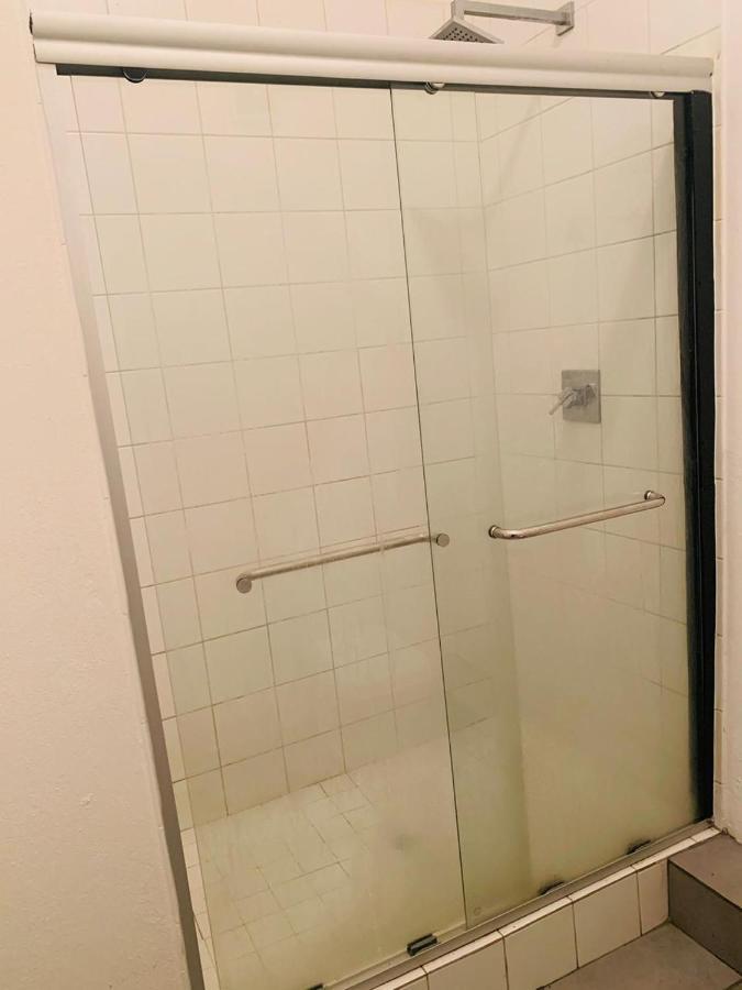 Stunning Maboneng Precinct Studio Apartment At 12 Decades Building Johannesburg Zewnętrze zdjęcie